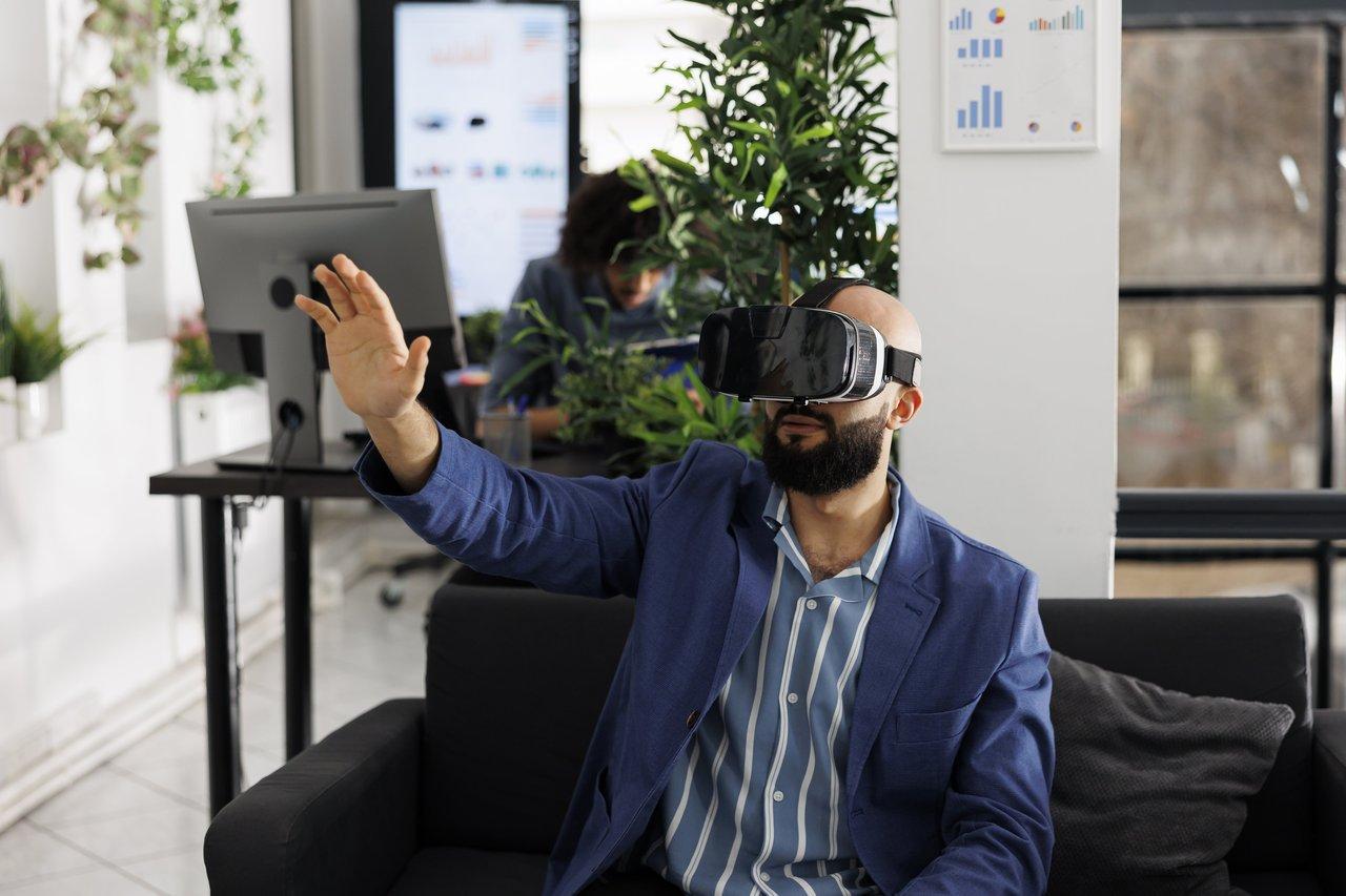 Réalité augmentée et VR : applications concrètes pour les entreprises en 2025